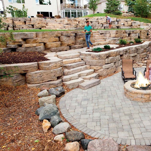 Barkman Rosetta® Outcropping Wall
